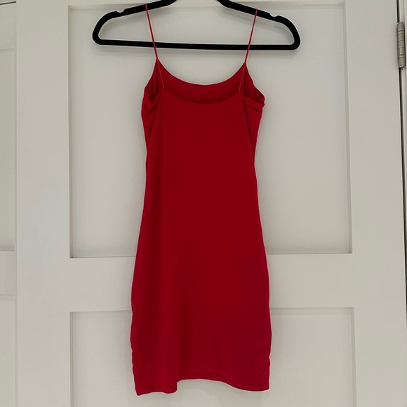 💃🏻 Red hot for the holidays! - Picture 2 of 5